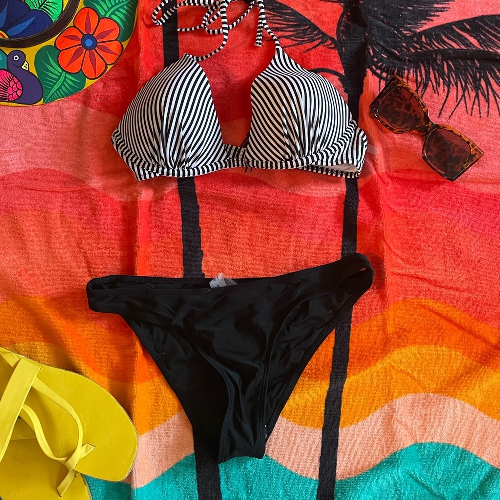 Shade & Shore Black and White Striped Bikini Set